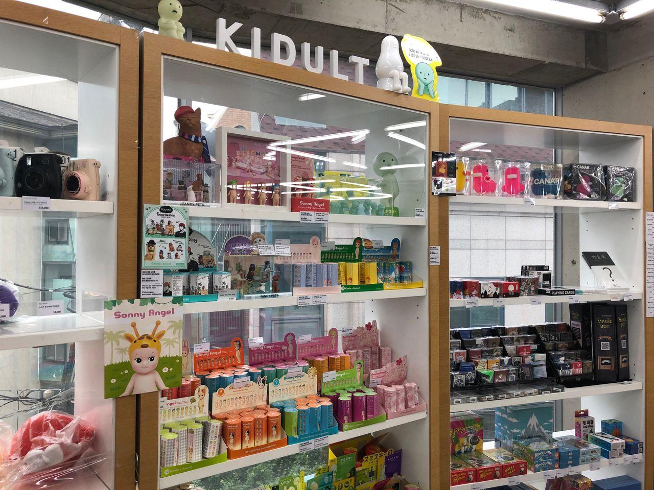 A Visit to the Stationery Store 1300K in Hongdae (Hongik University)